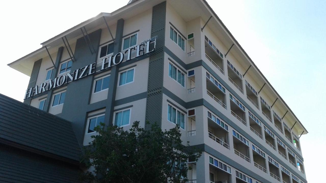Harmonize Hotel- SHA Extra Plus Chiang Mai Exterior foto